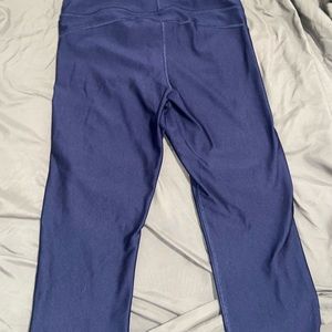 Small under armour workout leggings